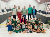 Alunos da Escola Municipal Floriano Peixoto conhecem o Poder Legislativo