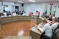 Após veto, novo projeto para melhorar serviço de água tramita na Câmara 