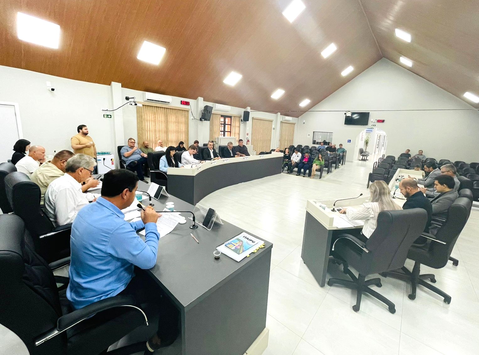 Câmara de Vereadores cobra solução para problemas com coleta de lixo em Marechal Rondon