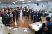 Câmara Jovem é empossada e Leonardo Reffatti é eleito presidente