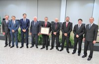 Legislativo entrega título de Cidadão Honorário ao pastor Vicente Mariano