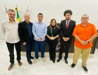 Legislativo rondonense homenageia nutricionista Jaciara Garcia com “Medalha de Honra ao Mérito”