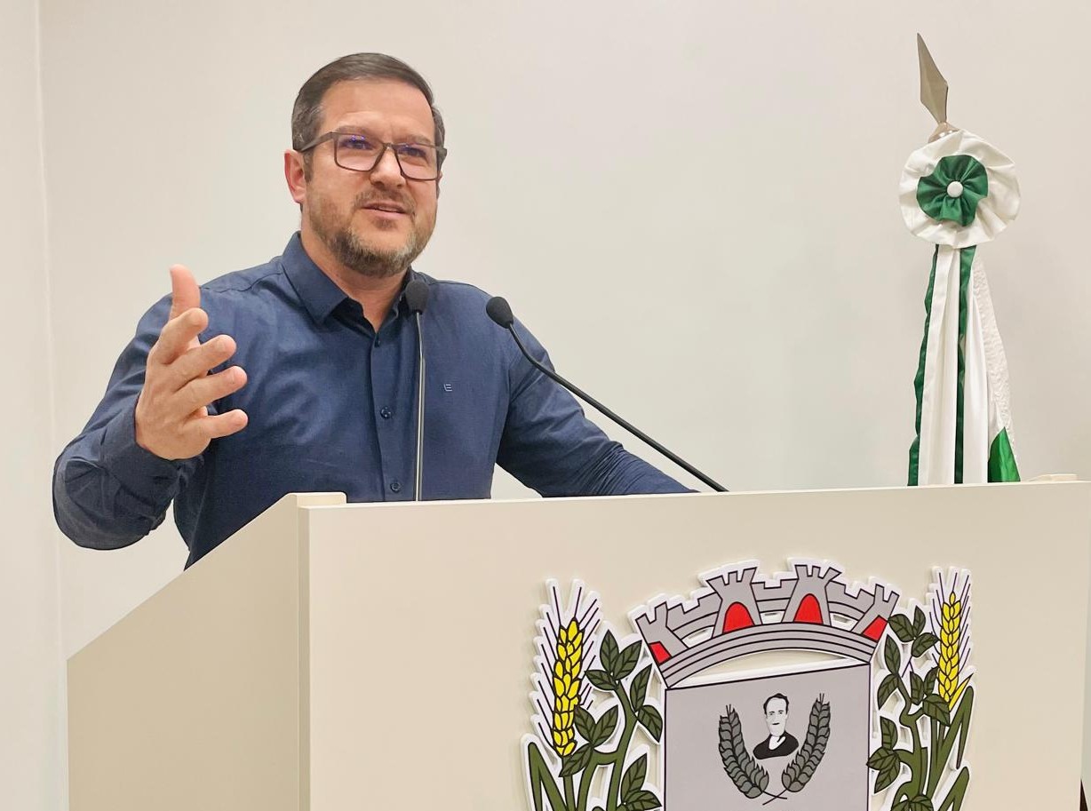 Presidente do CREF9/PR destaca importância da Educação Física em sessão da Câmara de Marechal Rondon