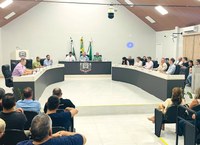 Proposta de lei quer proibir uso de veículos com mais de 15 anos para transporte escolar