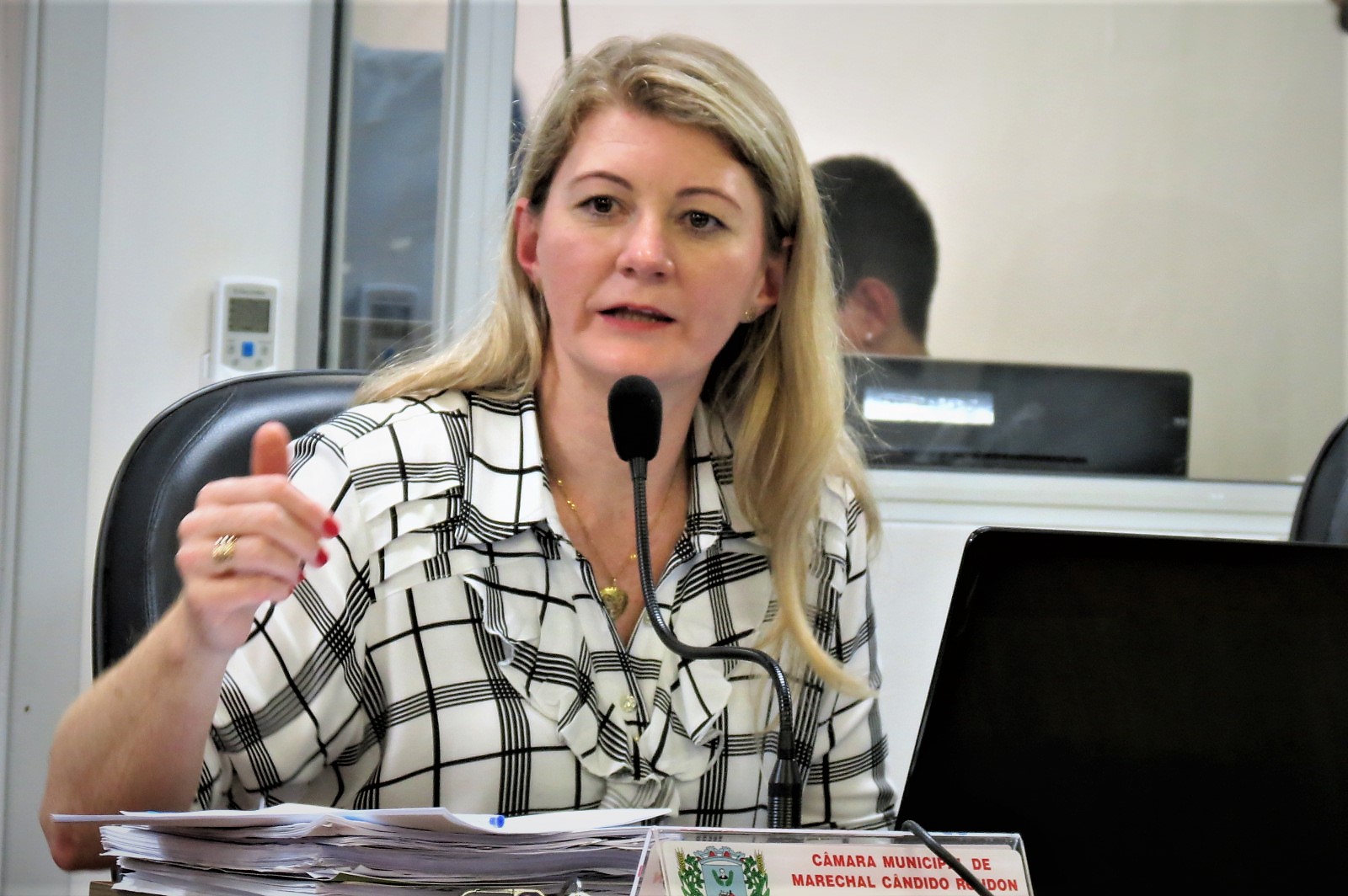 Sessão de segunda-feira do Legislativo terá participação da secretária de Saúde