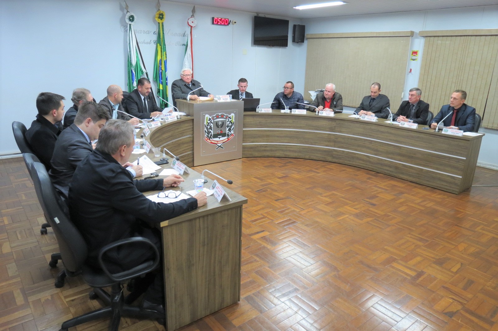 Vereadores aprovam criação da Semana de Conscientização sobre Carga Tributária