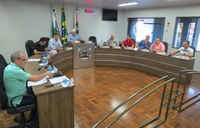 Vereadores aprovam investimento de R$ 500 mil para obras na escola de Porto Mendes
